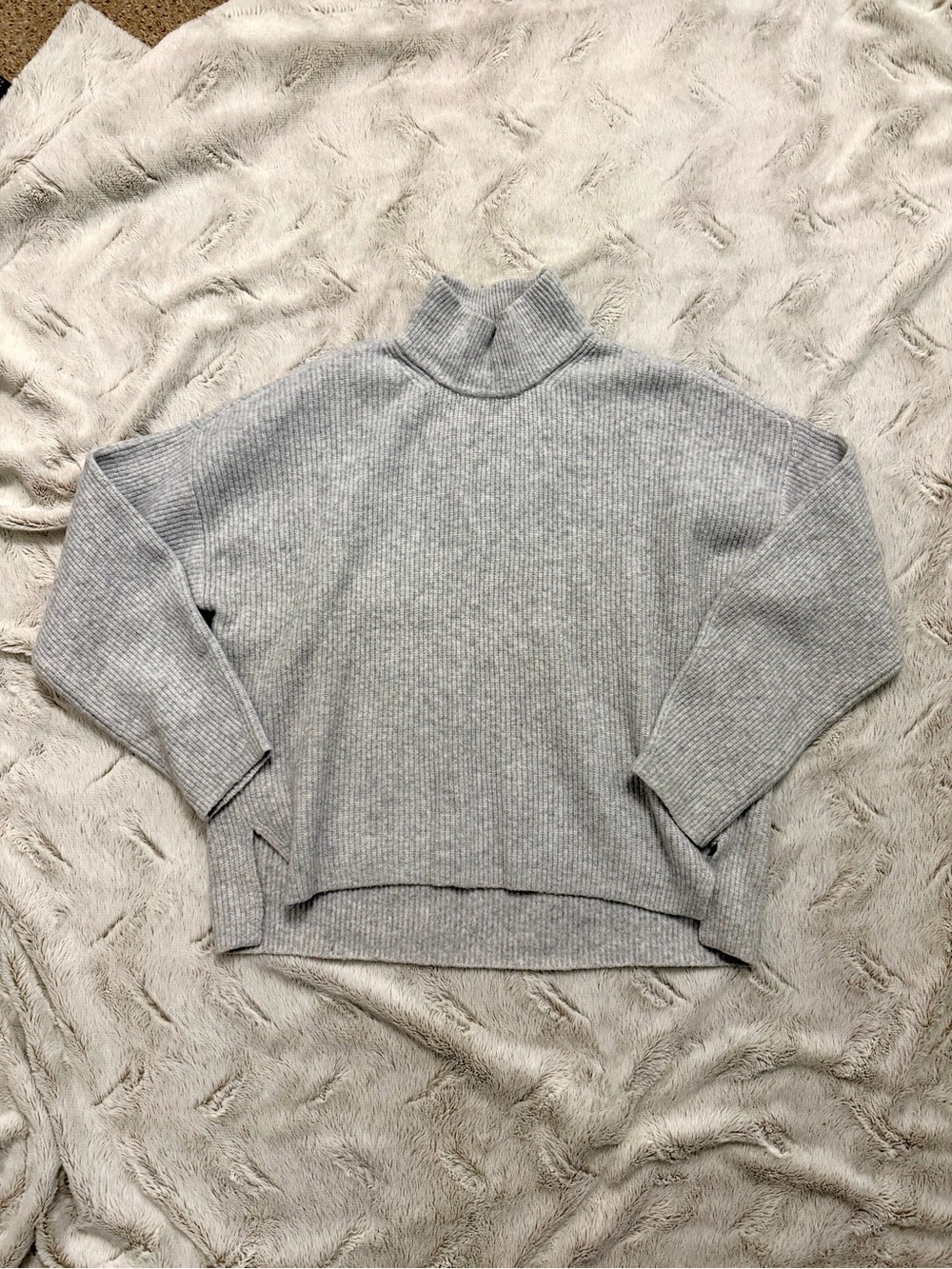 Abercrombie & Fitch Grey Ribbed Turtleneck Sweater Size L
